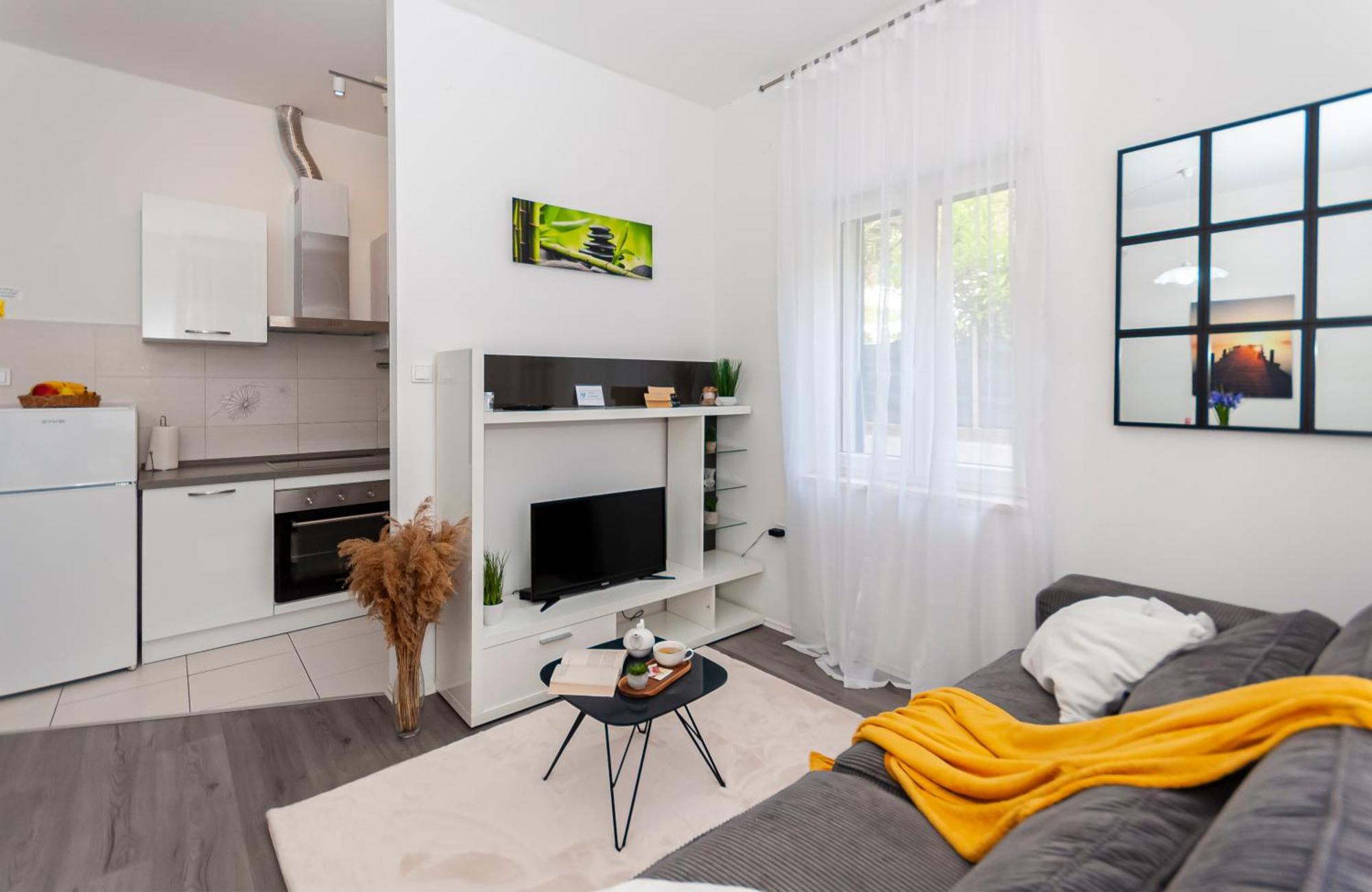 Tanja Apartment Omis Bagian luar foto