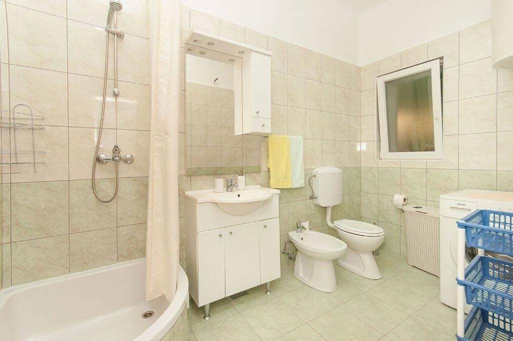 Tanja Apartment Omis Bagian luar foto
